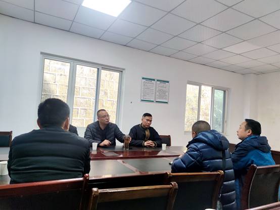 说明: F:\邓珊珊工作资料\宣传\2023\宣传照片\2.23纾困解难增实效 聚集合力谋新篇\新建文件夹\1677204114556.jpg