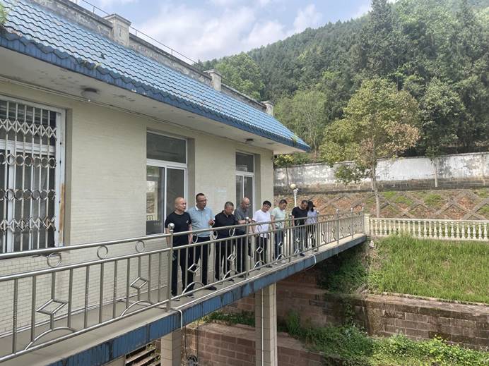 说明: bd8c4e40f55af460bc56fbb6976678f